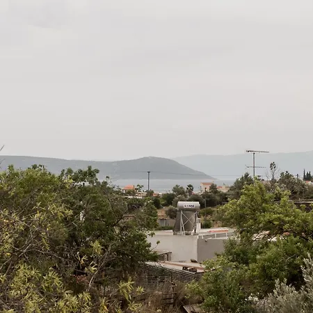 Discover Evia - With Private Jacuzzi Willa *