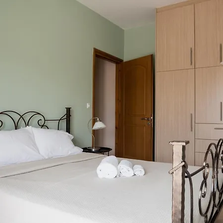 Discover Evia - With Private Jacuzzi Villa