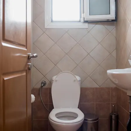 Discover Evia - With Private Jacuzzi Willa *