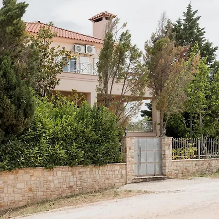 Villa Discover Evia - With Private Jacuzzi