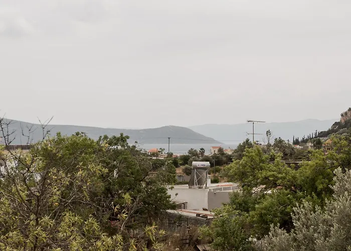 Discover Evia - With Private Jacuzzi Βίλα *