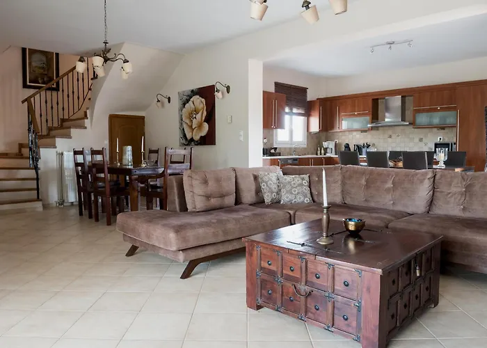 Discover Evia - With Private Jacuzzi Βίλα *